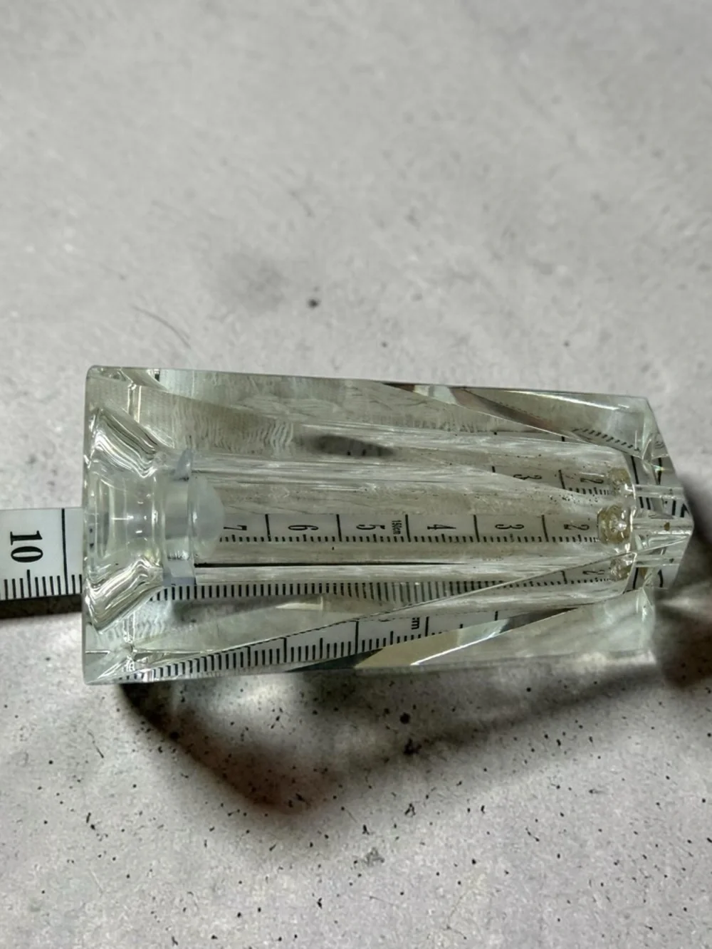 Oleg Cassini Crystal Salt and Pepper Shakers Set Long Facets NIB 126991